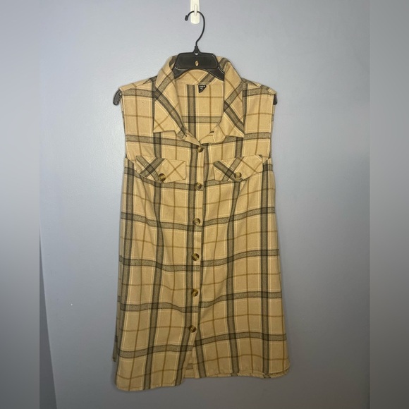 SHEIN Brown Tan Sleeveless Buttoned Shirt - Picture 1 of 4